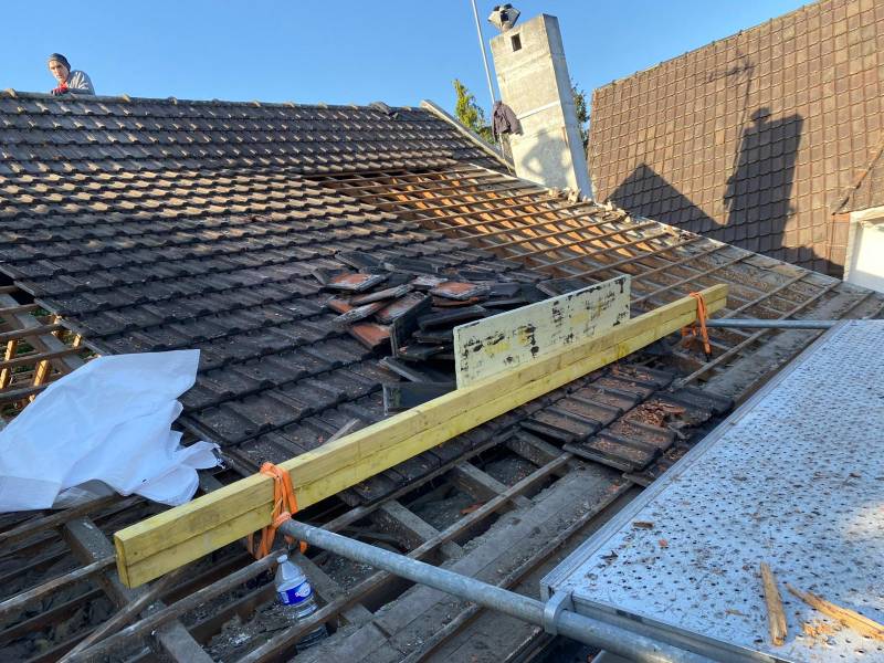 Dépose de toiture pour rénovation complète à Bonneuil-sur-Marne